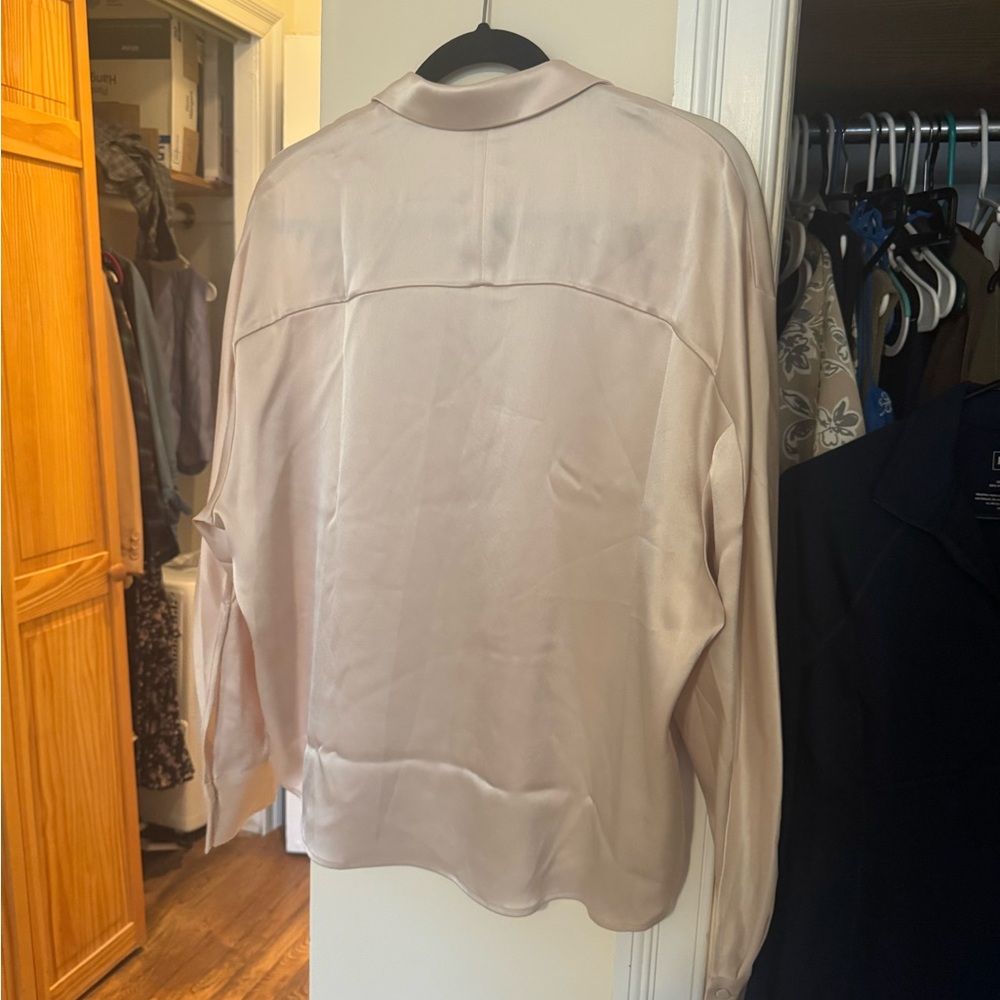 Aritzia Babaton Satin V-Neck Blouse — Blush - Picture 4 of 5
